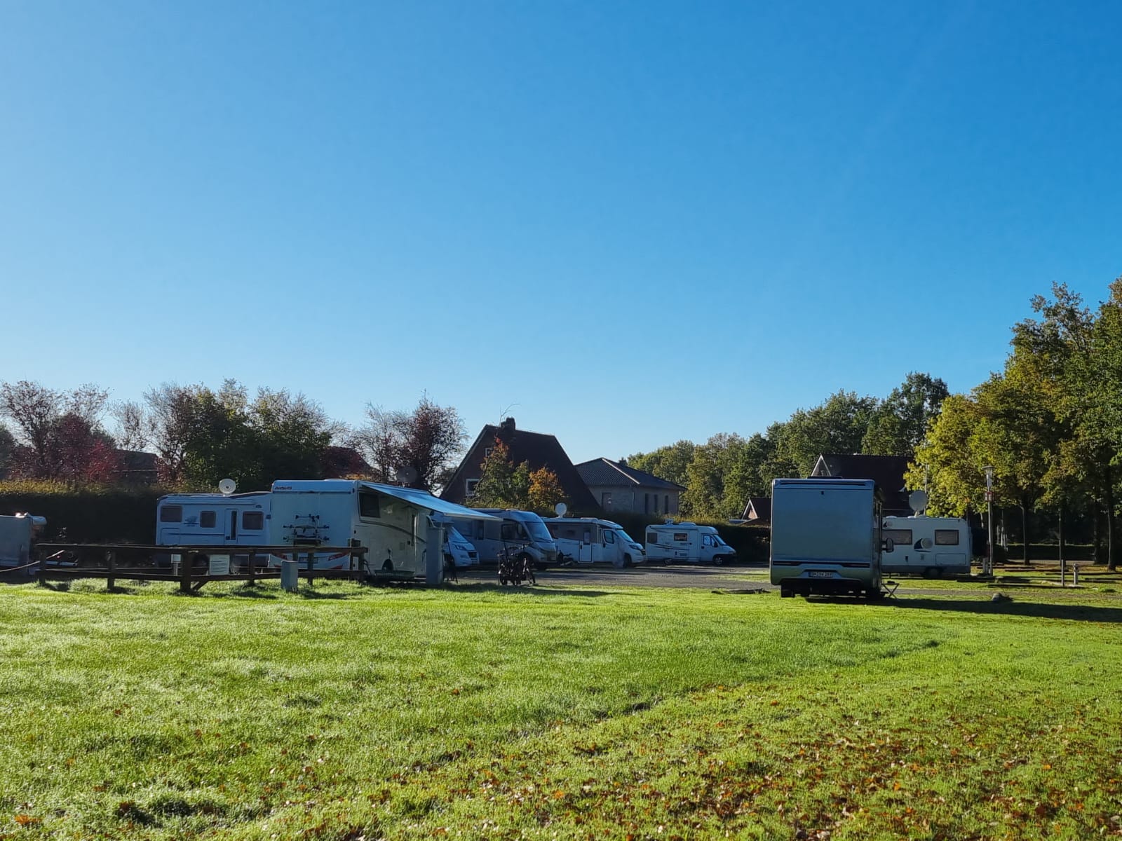kampeerplaats voor campers - Jade - Camping- und Stellplatz Westerstede