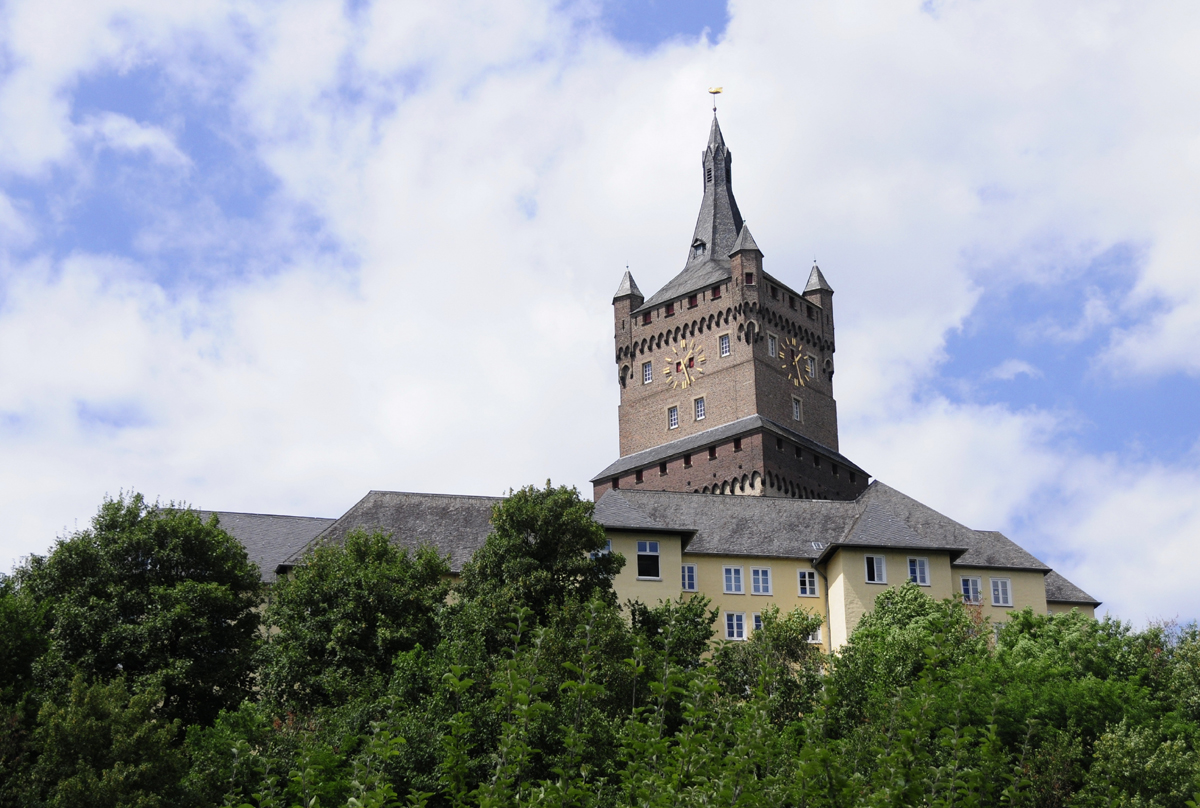 Reisemobilstellplatz - Doesburg - Die Schwanenburg in Kleve - Stellplatz Van-Den-Bergh-Straße