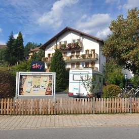 Wohnmobilstellplatz: Parkplatz am Ferienhotel Rothbacher Hof