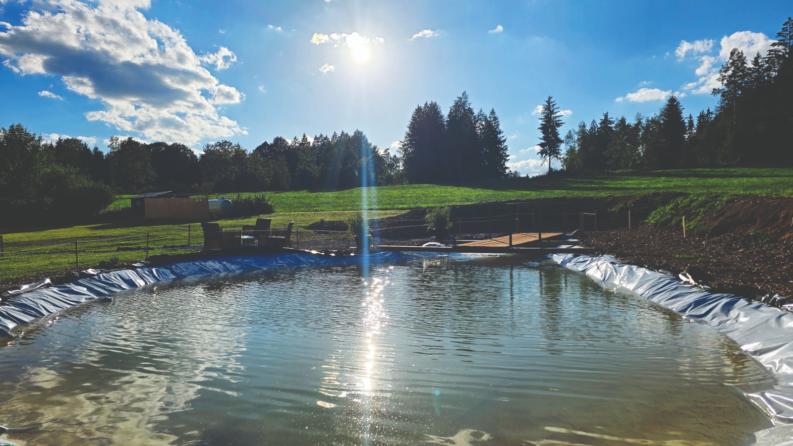 Wohnmobilstellplatz: Schwimmteich - pfefferHÄUSL Hotelpension · Restaurant · Camping - Freizeit