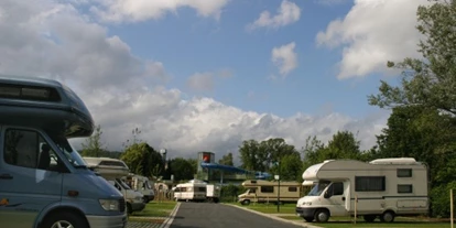 Place de parking pour camping-car - Göttingen - Quelle: http://www.uslar.de - Reisemobil-Park am Badeland
