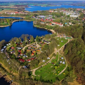 Wohnmobilstellplatz: Campingplatz - Wohnmobilhafen am Luckower See