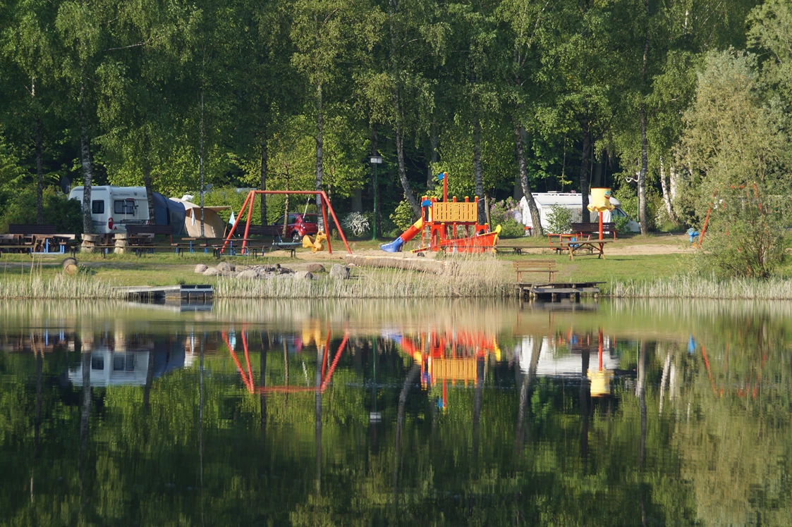 Wohnmobilstellplatz: Spielplatz - Wohnmobilhafen am Luckower See