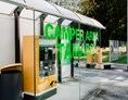 Wohnmobilstellplatz: Automatische Kasse der Camper Area Tamaro. Zahlung in CHF, EUR und Kreditkarte. - Camper Area Tamaro