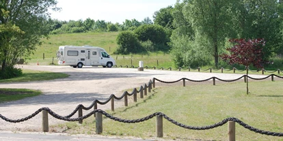 Motorhome parking space - Frischwasserversorgung - Grube - Bildquelle: http://www.camping-suesel.de/ - Stellplatz am Camping Süsel