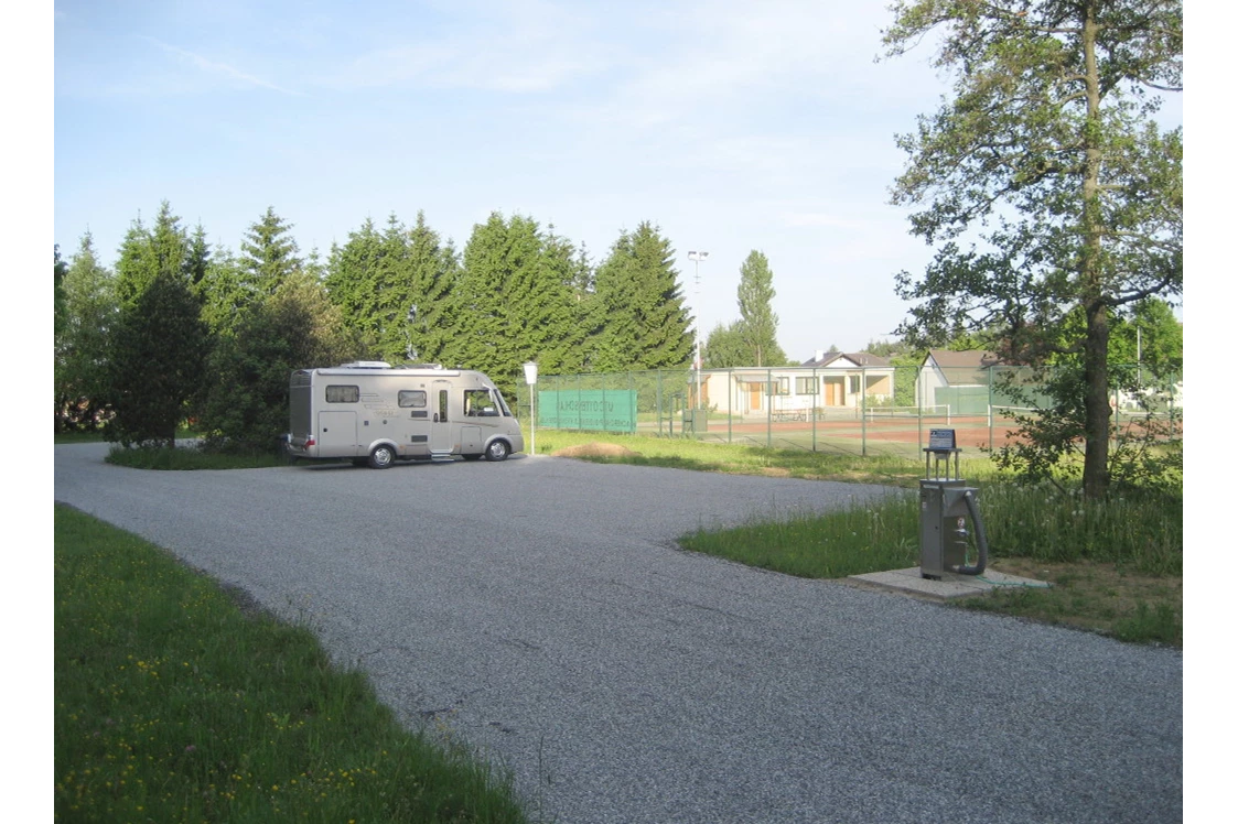 Wohnmobilstellplatz: Mobilstellplatz in Ottenschlag - Freizeitgelände Oberer Ortsteich