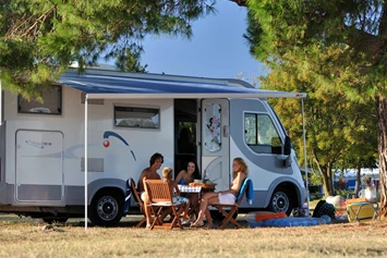 Wohnmobilstellplatz: Campingplatz Amarin ***