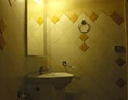 Wohnmobilstellplatz: Toilette / Badezimmer - Agricamping - Agriturismo Petra di Cossu