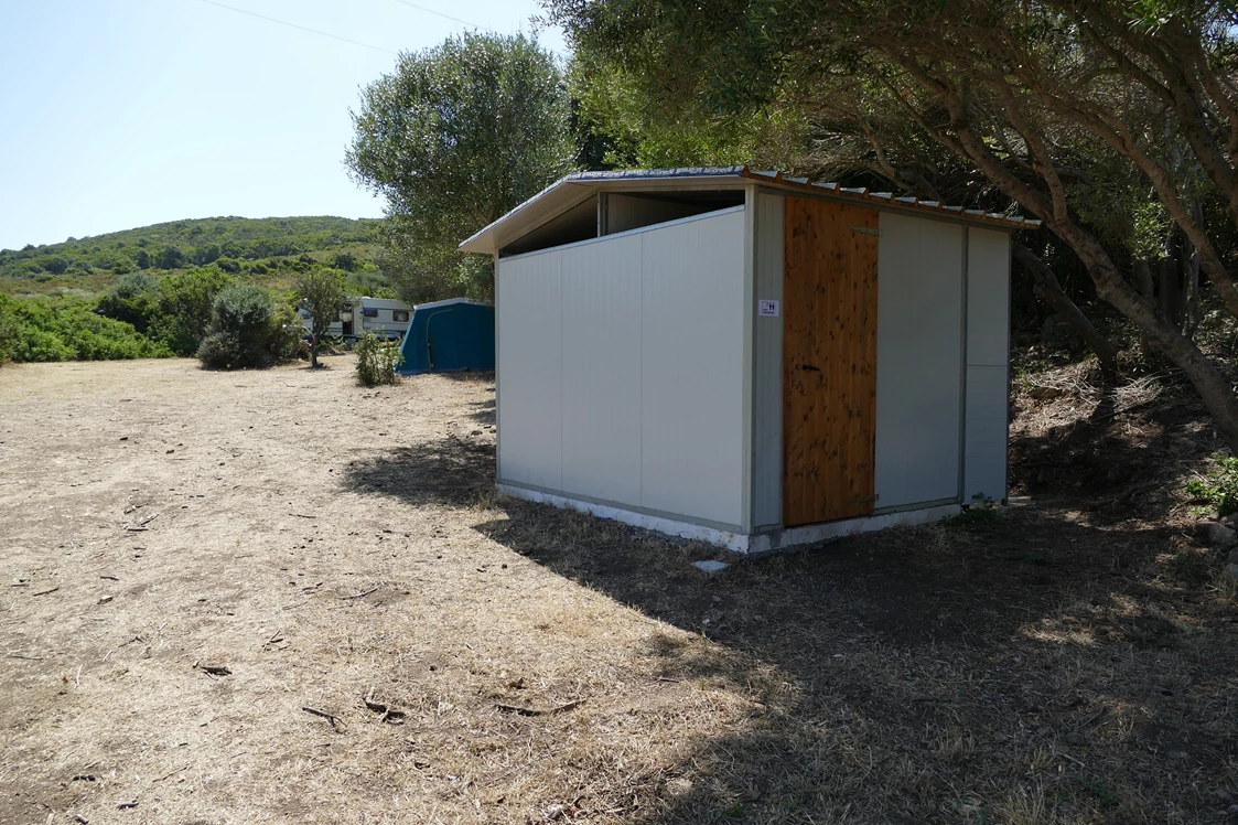 Wohnmobilstellplatz: Toiletten / Badehaeuschen - Agricamping - Agriturismo Petra di Cossu