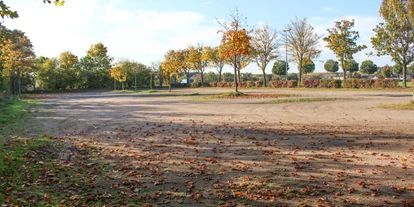 Motorhome parking space - Ober-Flörsheim - Parkplatz am Sommerried-Stadion