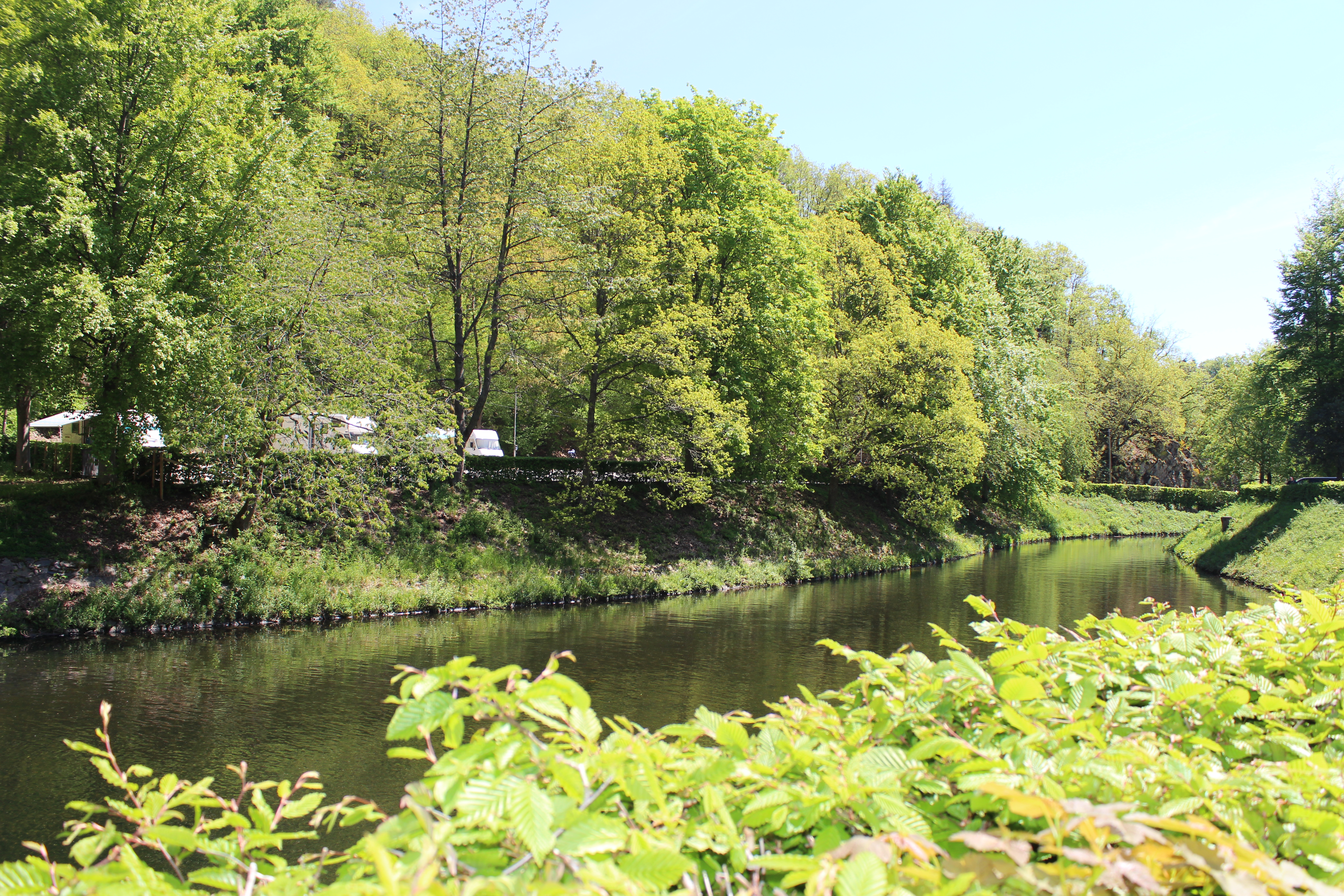 Wohnmobilstellplatz: Wohnmobilstellplatz an der Oleftalsperre