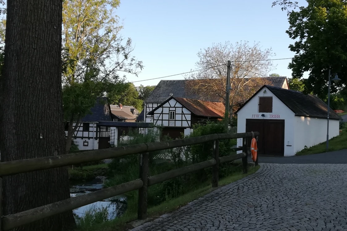 Wohnmobilstellplatz: Ortslage  - Stellplatz Hof Seifert        -    Pöhl /Vogtland 