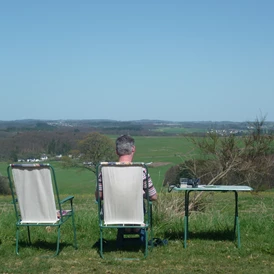 Wohnmobilstellplatz: Stellplatz-Aussicht - Wohnmobilhafen Pulvermaar