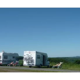 Wohnmobilstellplatz: http://www.feriendorf-pulvermaar.de - Wohnmobilhafen Pulvermaar