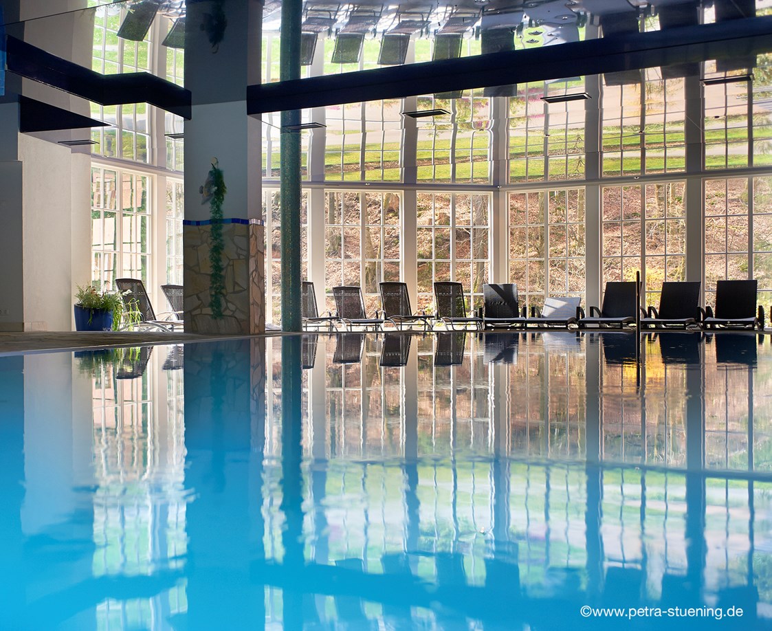 Wohnmobilstellplatz: Indoor-Pool 7 X 12 m, ca. 31°C - Hotel Restaurant Spa Molitors Mühle****