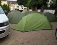 Wohnmobilstellplatz: Camping Buchholz Hamburg Wir bieten Ihnen kostenloses WLAN , eine zentrale Lage, ganzjährige Öffnung