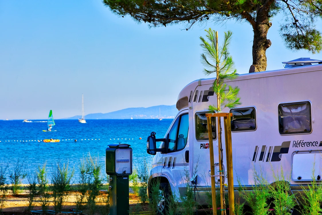 Wohnmobilstellplatz: Premium mare - Lopari Camping Resort****