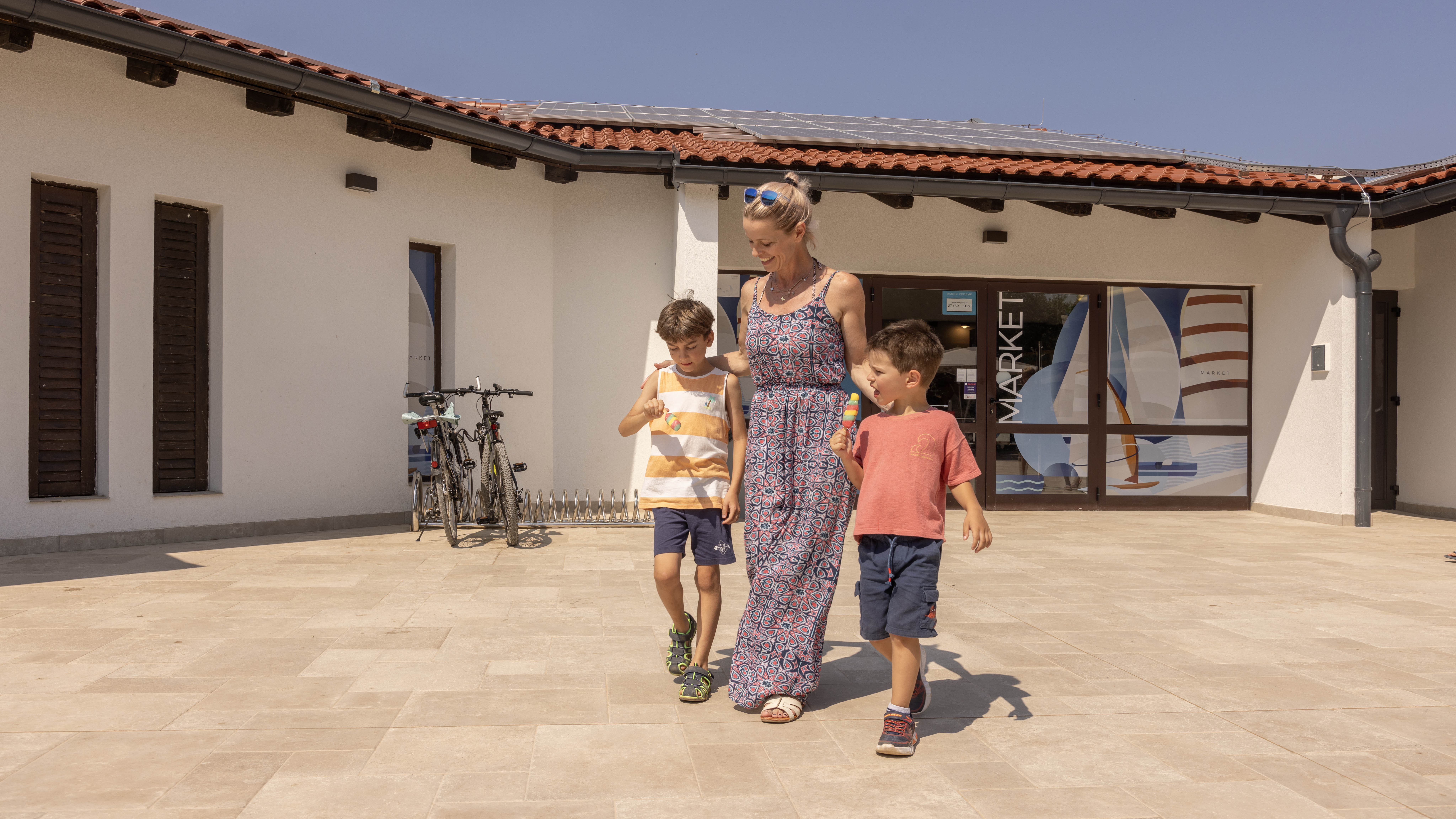 Wohnmobilstellplatz: Store - Lopari Camping Resort****