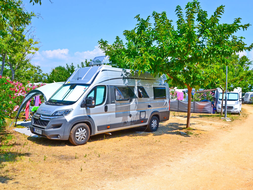 Wohnmobilstellplatz: Valamar Camping San Marino 4*