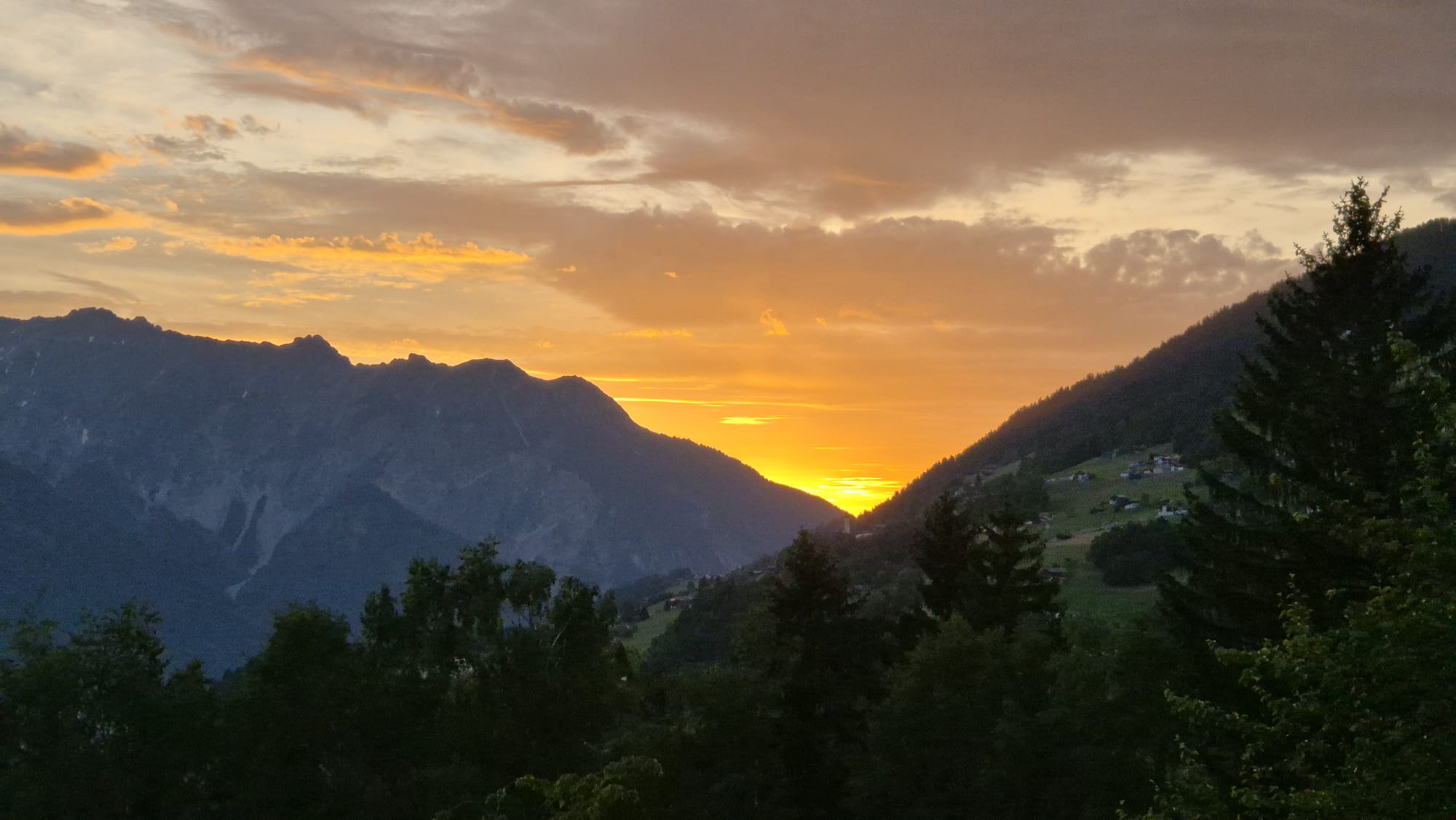 Wohnmobilstellplatz: Latangerhüsli auf 1020m