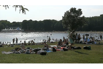 Wohnmobilstellplatz: Liegewiesen Strandbad - Campingplatz Hartensbergsee