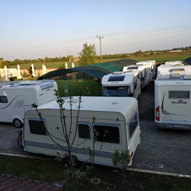 Wohnmobilstellplatz: Camping Sosul