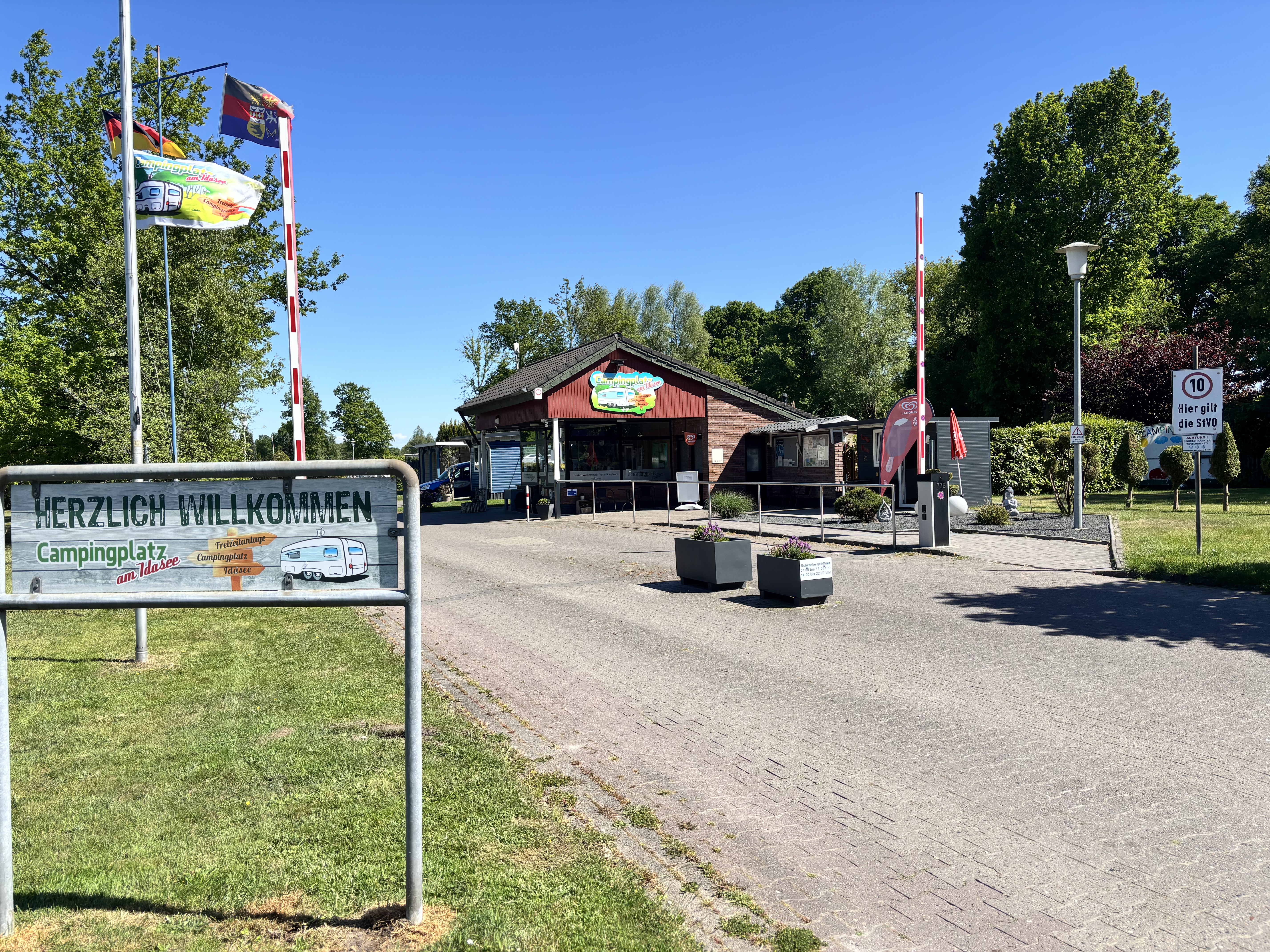 Reisemobilstellplatz: Anmeldungsbereich - Camping- u. Freizeitanlage Idasee