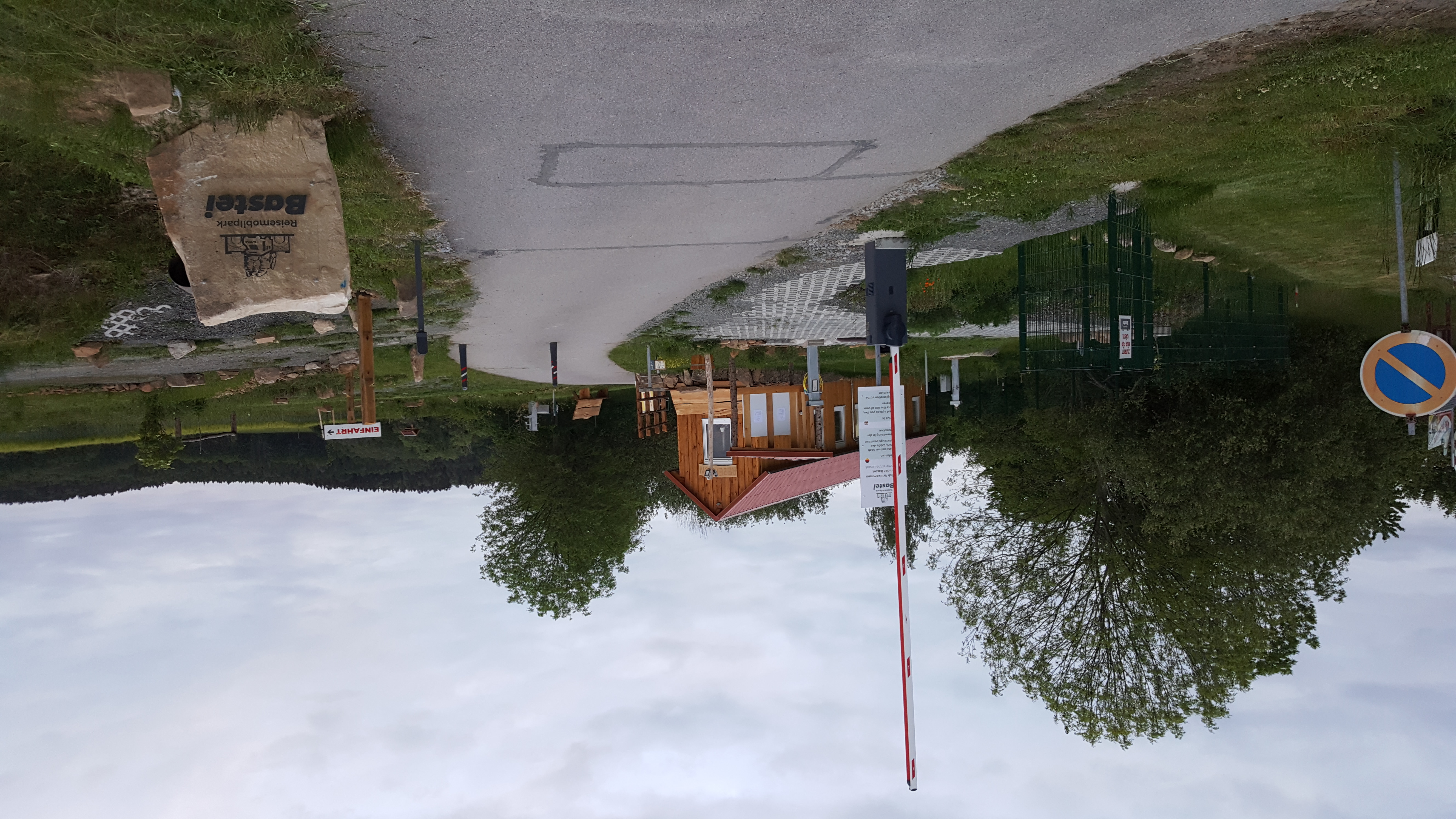 Wohnmobilstellplatz: Zufahrt - Jörg Kirsten