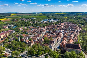 Wohnmobilstellplatz: Blick über Mellrichstadt
Foto: Rhön Drohne - Wohnmobilstellplatz Mellrichstadt am Malbach