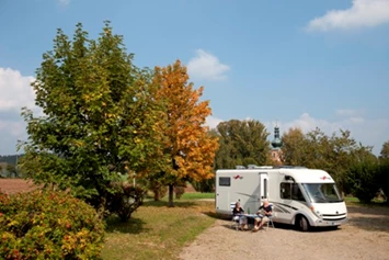 Wohnmobilstellplatz: Wohnmobilstellplatz an der Wieskirche bei Moosbach im Oberpfälzer Wald - Stellplatz  bei der Wieskirche