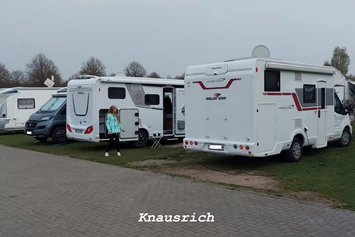 Wohnmobilstellplatz: Wohnmobilstellplatz Brückenkopfpark