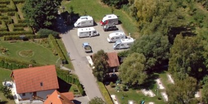 Motorhome parking space - Stromanschluss - Mainbernheim - Bildquelle: http://www.burgbernheim.de - Wohnmobilstellplatz im Gründlein