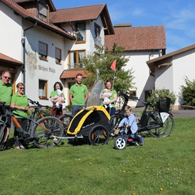 Wohnmobilstellplatz: Weihersmühle, Familie Hückl