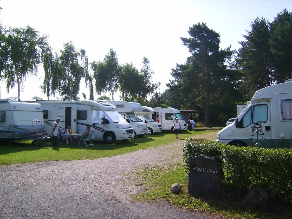 Wohnmobilstellplatz: Wohnmobilstellplatz Camping-Nitschke