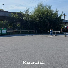 Wohnmobilstellplatz: Busparkplatz Bahnhofstraße