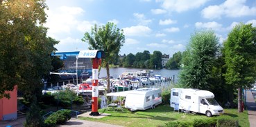 Reisemobilstellplatz - Wohnwagen erlaubt - Berlin-Umland - Marina Wendenschloss
