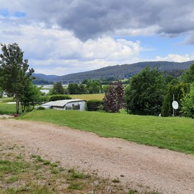 Wohnmobilstellplatz: Camping Haus Seeblick