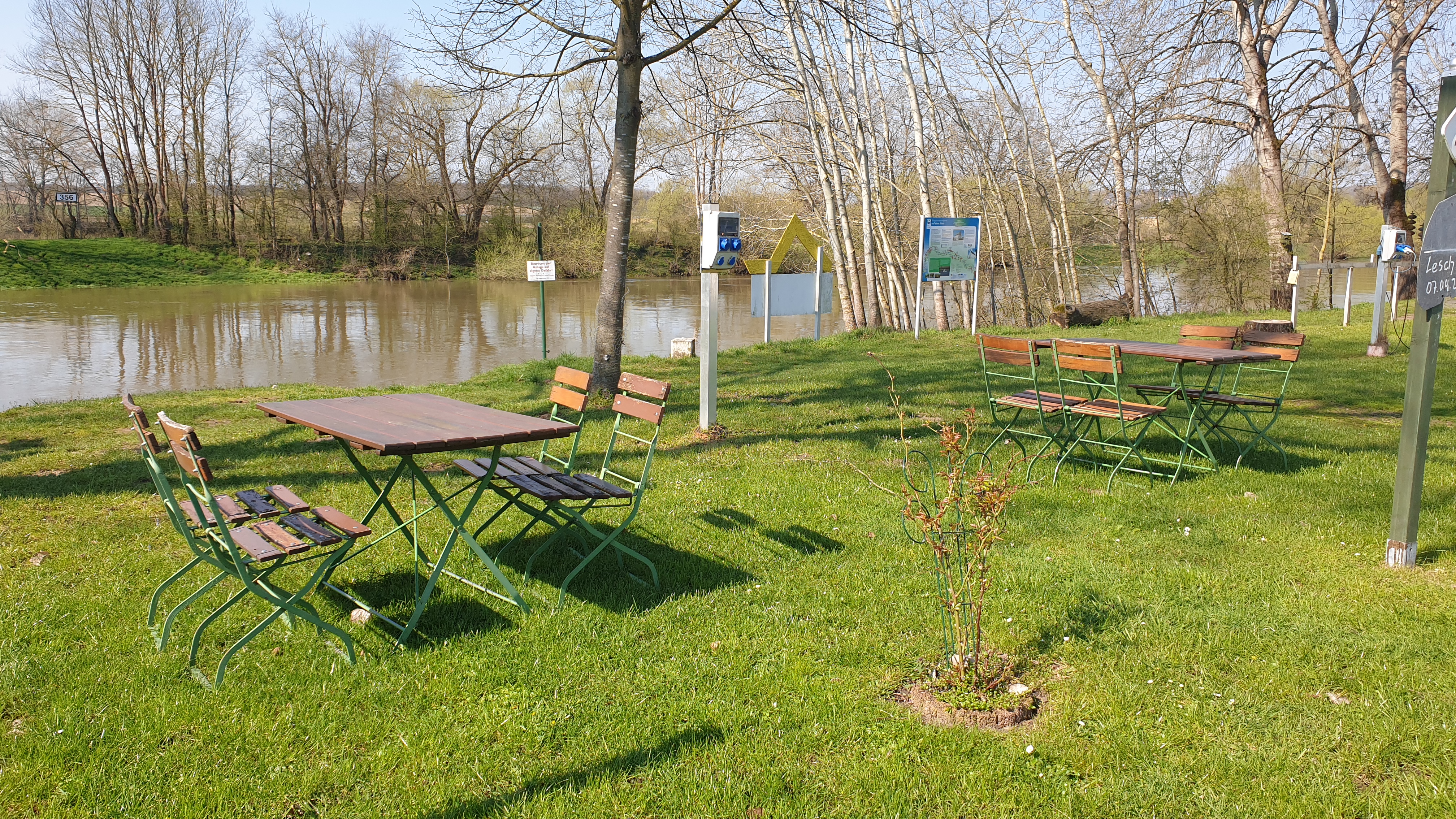 &#225;rea camper - Baunach - Sonnenplatz am Wasser - NaturFreunde Ha&#223;furt e.V.
