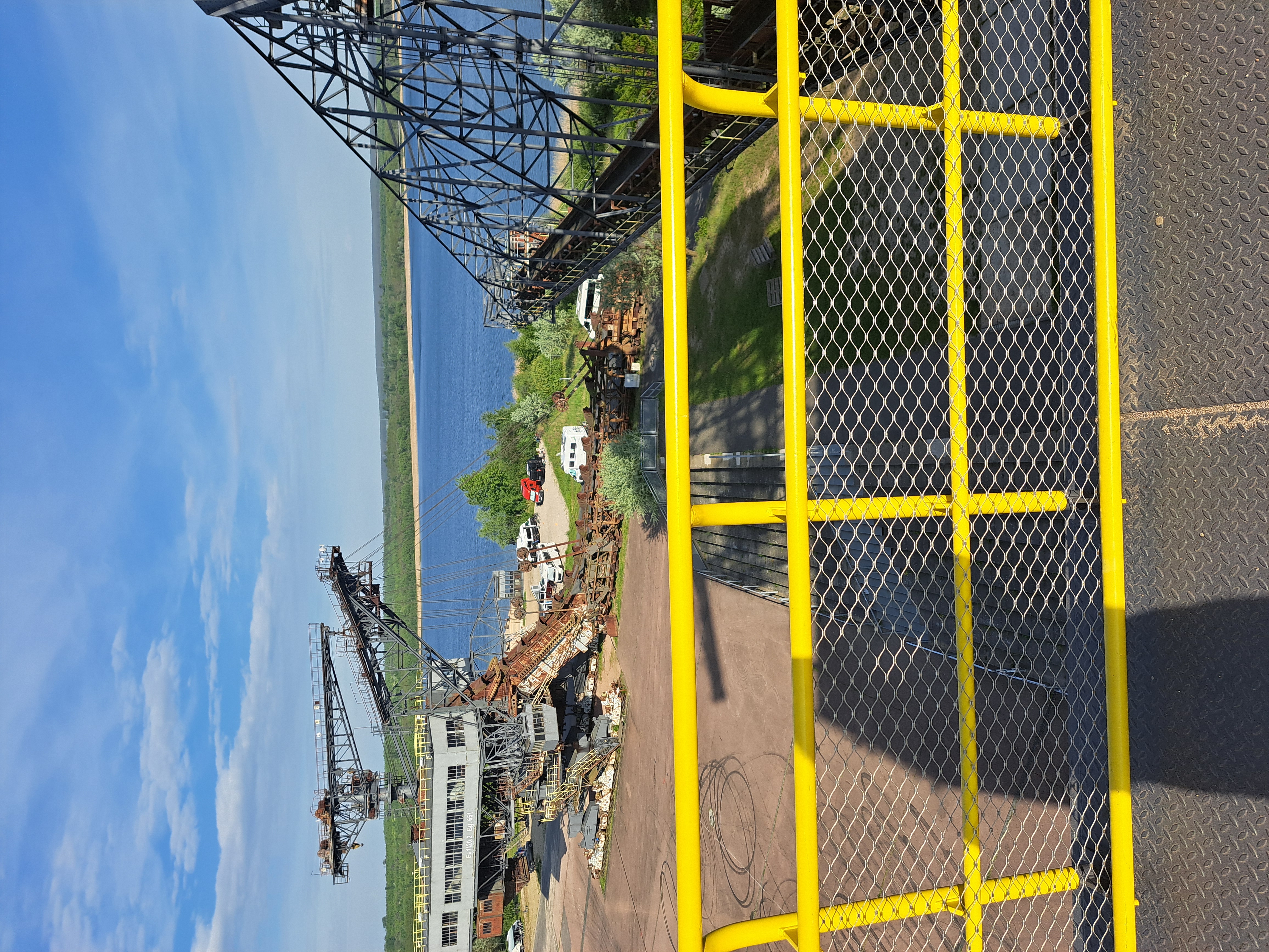 Wohnmobilstellplatz: FERROPOLIS - Camping unter Baggern