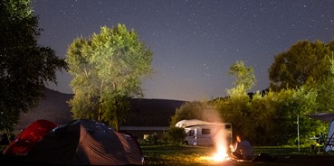 Reisemobilstellplatz - Zlatá Koruna - Camping Modřin am Moldaustausee