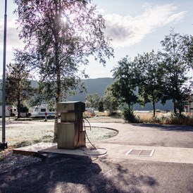 Wohnmobilstellplatz: Sanitärentwässerungssystem.  - Misvær camping