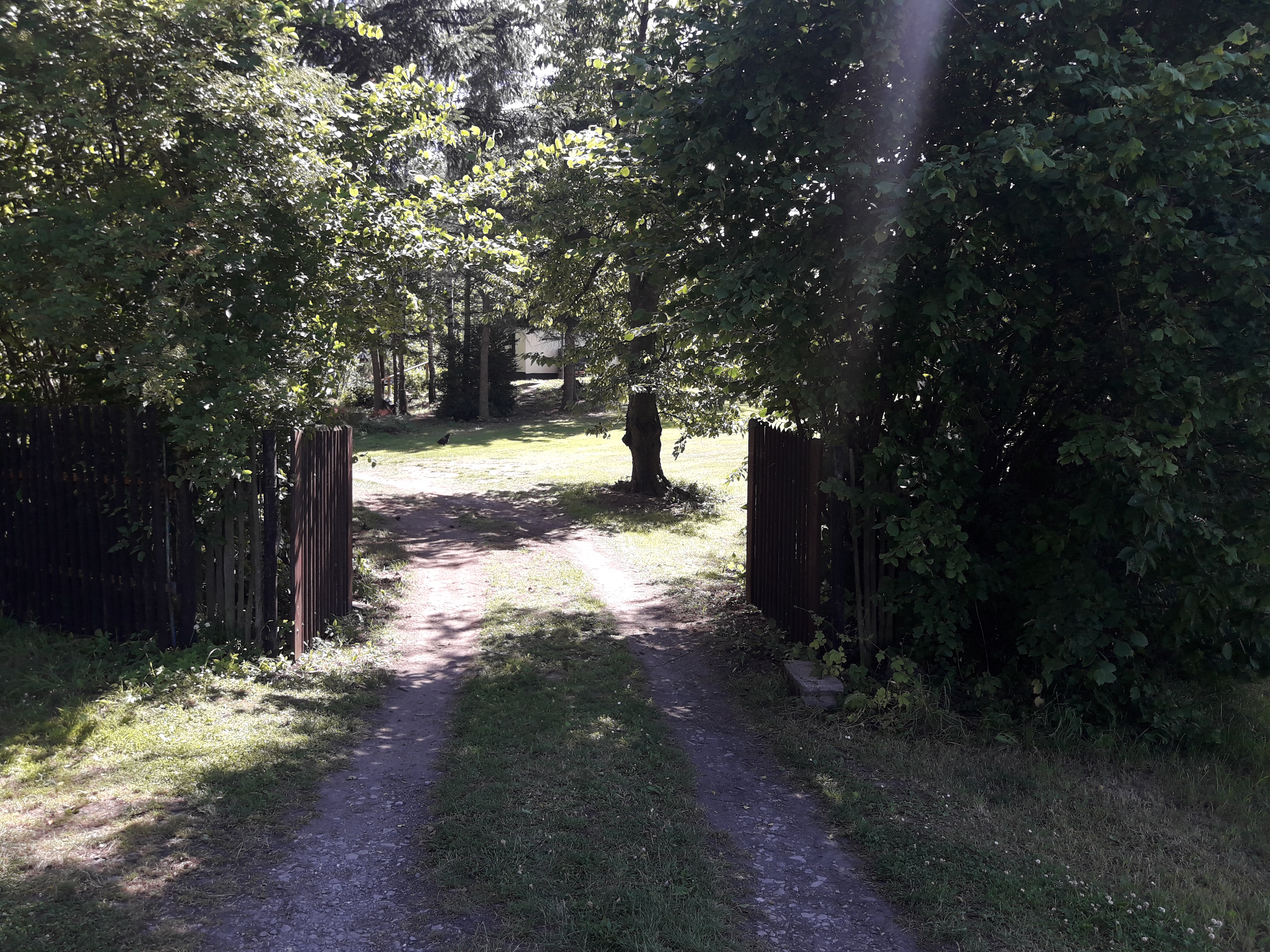 Reisemobilstellplatz - Altenburg - - WOMO LAUENHAIN