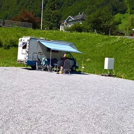 Wohnmobilstellplatz: Zufriedene Gäste - Luchsingen beim Bahnhof