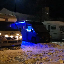 Wohnmobilstellplatz: Luchsingen beim Bahnhof