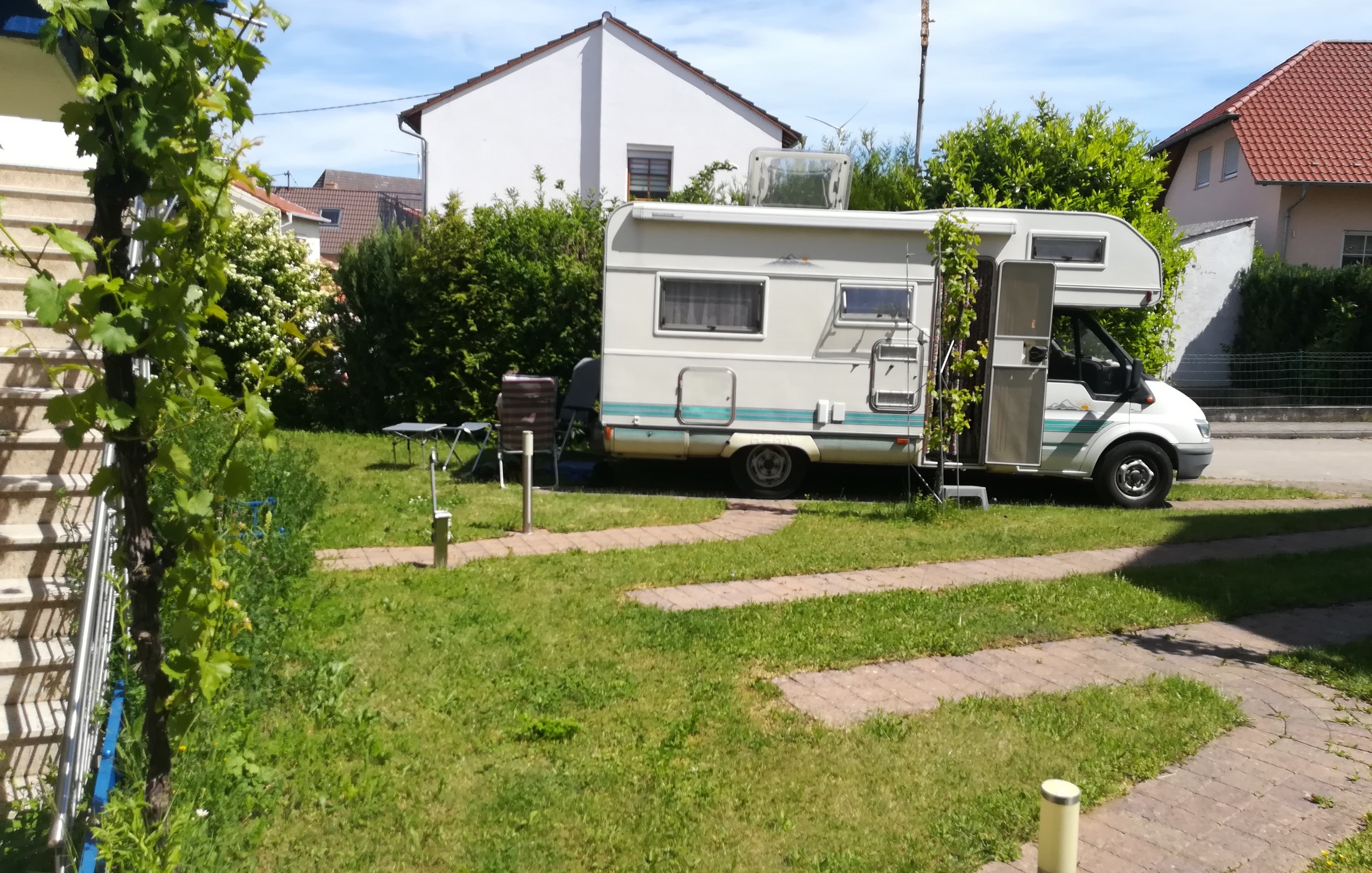 Reisemobilstellplatz - Art des Stellplatz: eigenständiger Stellplatz - Monsheim - Demeter Weingut Gustavshof