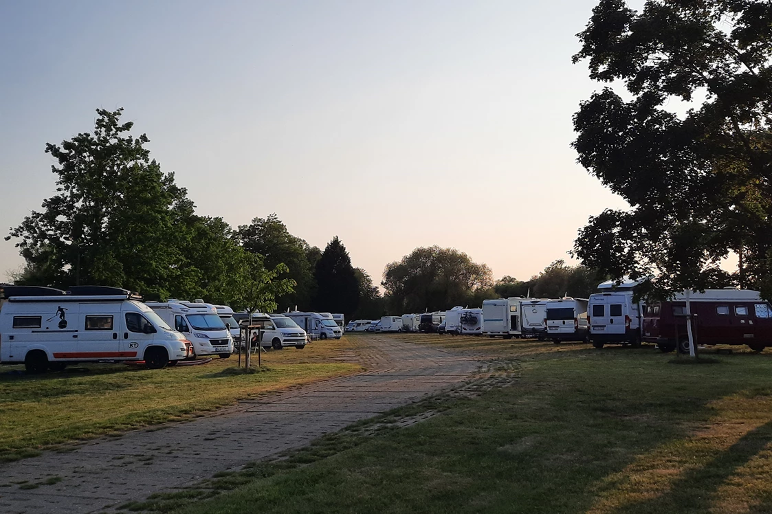 Wohnmobilstellplatz: Wasserplatz Pirna