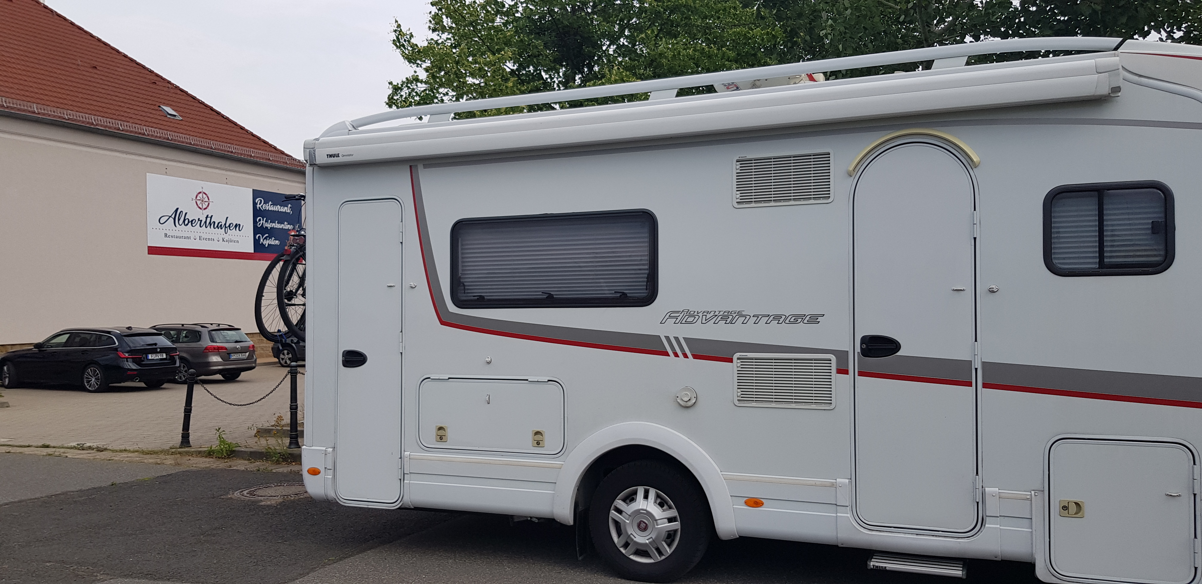 Wohnmobilstellplatz: Wohnmobilstellplatz Alberthafen