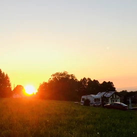 Wohnmobilstellplatz: Camper Stellplatz "VORMFELD"