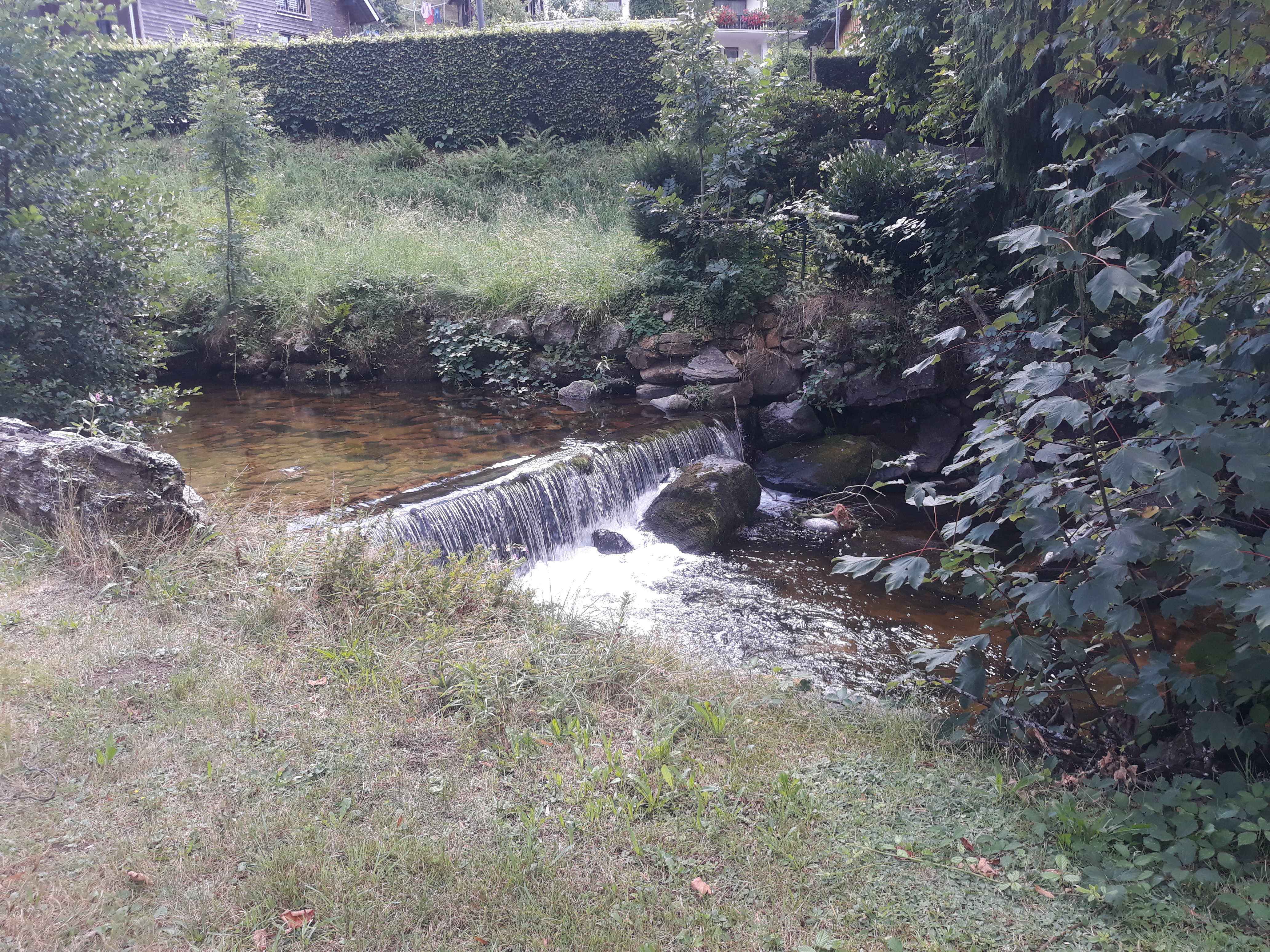 Wohnmobilstellplatz: Die Elz am Kurpark - Wohnmobilstellplatz Elzwiese