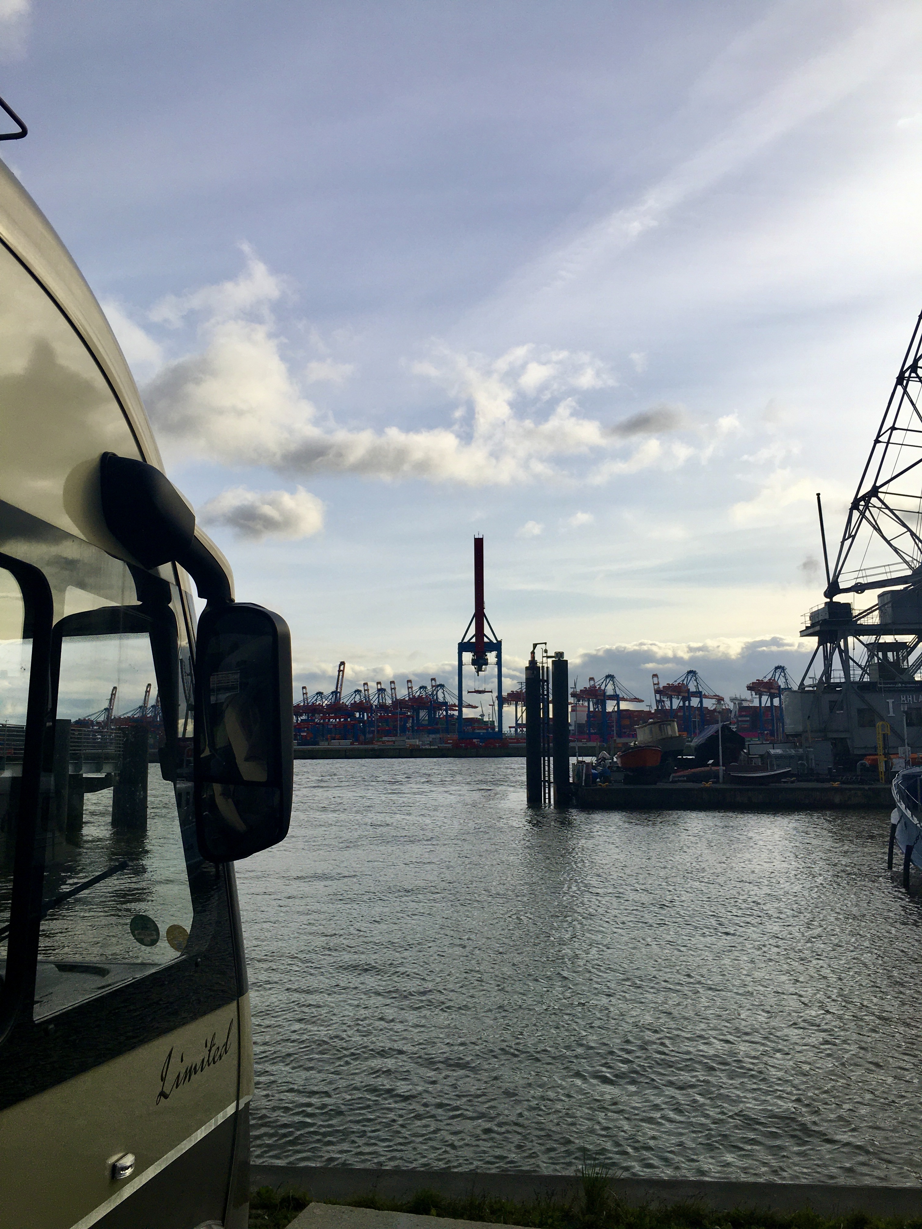 Wohnmobilstellplatz: Stellplatz am Museumshafen  - Parkplatz am Museumshafen